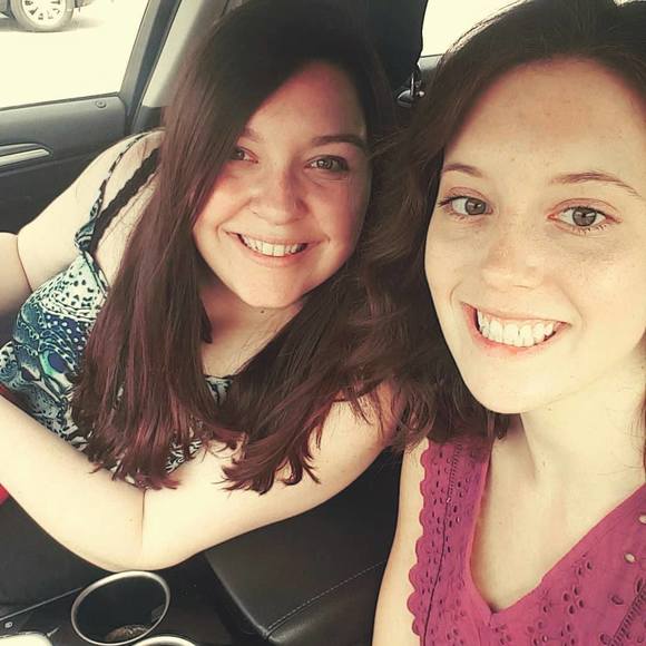 Meet your Posher, Sara - Picture 1 of 1